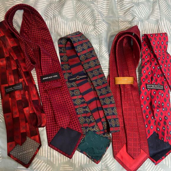 Bundle Lot Of 5 Red Silk Ties Festive Holiday Christmas Tommy Hilfiger Gap - Picture 2 of 4